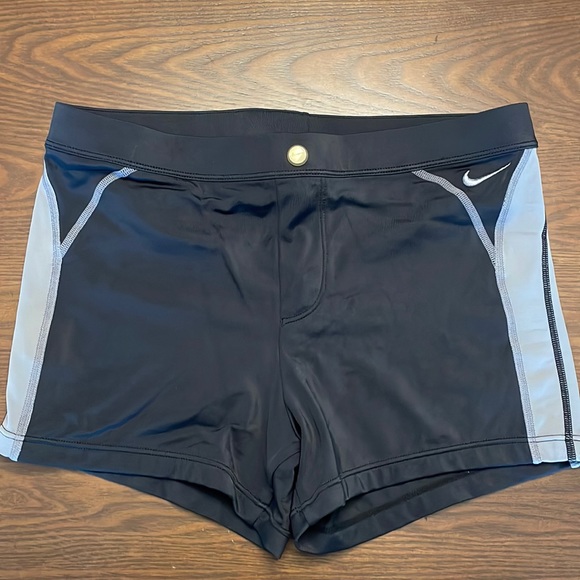 NIKE - SWIM - Picture 1 of 6